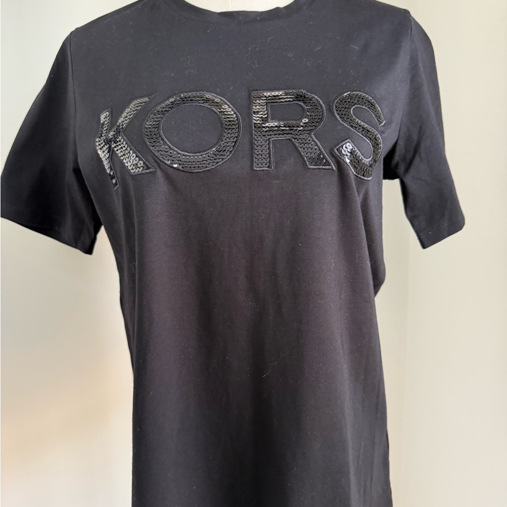 NWT Michael Kors women’s black logo tshirt size small - Picture 3 of 8